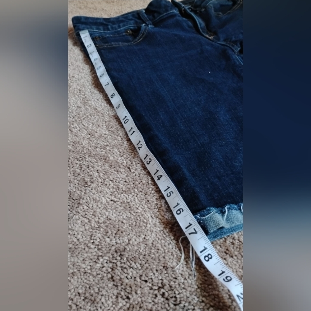AEO Bermuda Jean Shorts Sz.10 - Picture 9 of 9
